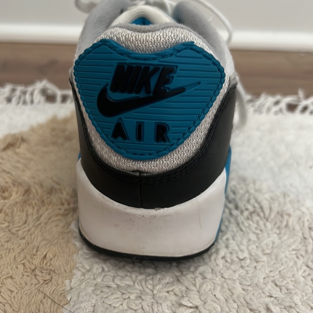 Nike air max 90 women’s 8.5 men’s 7